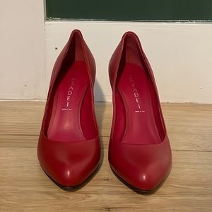 Casadei red leather pump. Never worn. Perfect condition